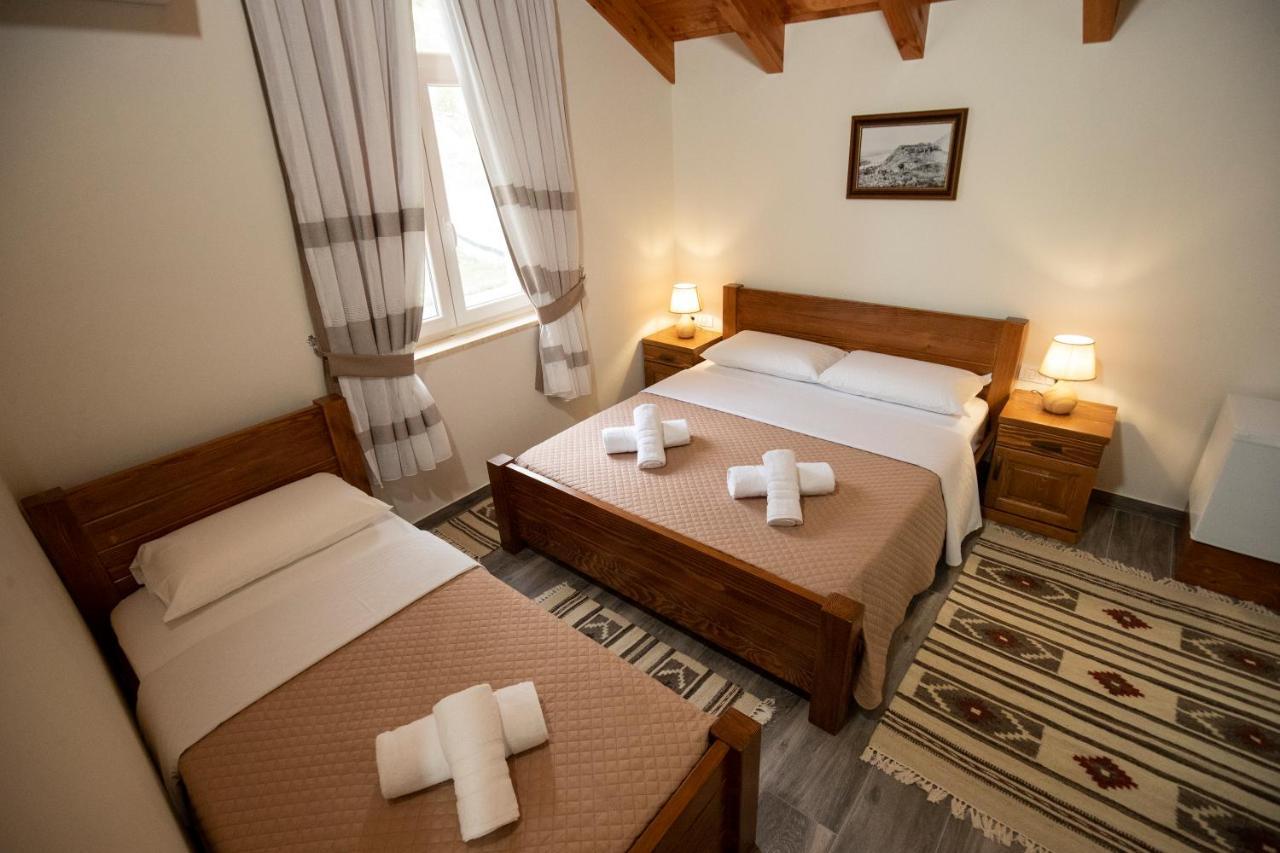 Xhuli Guesthouse Shkoder Exterior photo