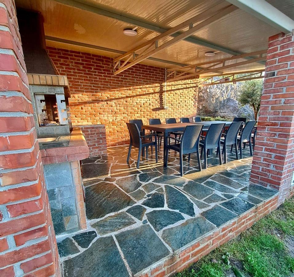 Xhuli Guesthouse Shkoder Exterior photo